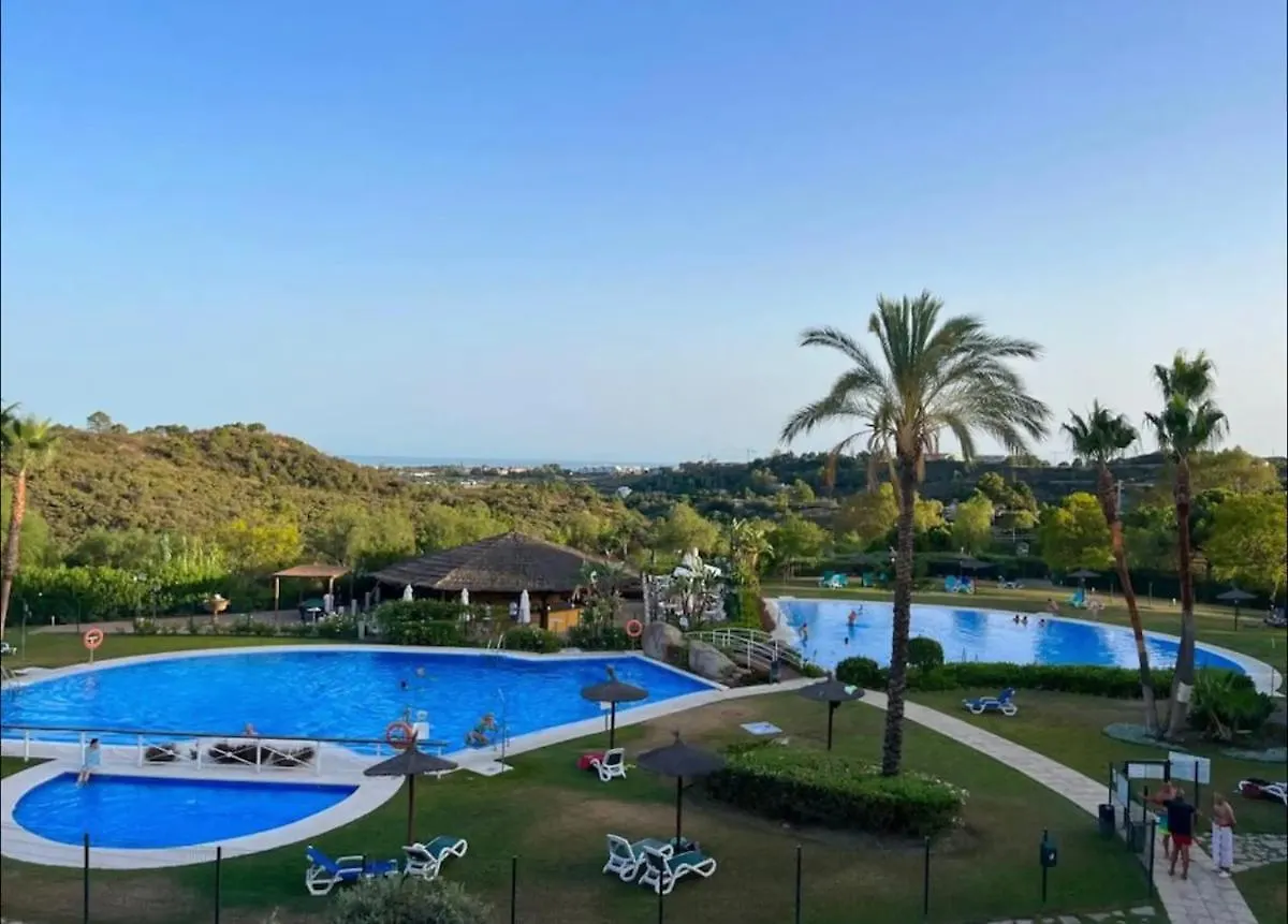 Modern Apartment In A Magnificent Mountain Resort Estepona